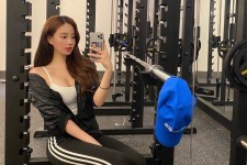 徐州我是一名瑜伽锻练外加兼职模特(我是一名瑜伽锻练外加兼职模特小说)