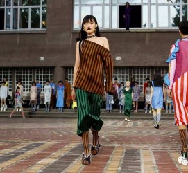 徐州广西民族大学兼职模特李琳(2022年即将升为公办的大学)