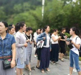 徐州中国的曲男伴游的简单介绍