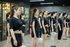 徐州兼职模特进修班(学生怎么兼职模特)