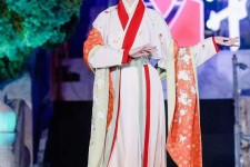 徐州汉服模特是哪种兼职的吗(网上雇用古拆汉服模特可信吗)