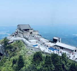 徐州湖南旅游攻略(武汉到湖南旅游攻略)