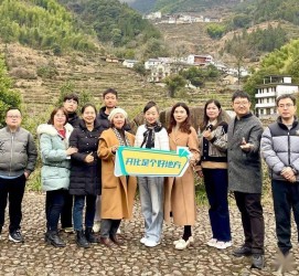 徐州商务伴游招聘 潮声丨百万年薪聘导游 浙江一座县城的“千金买马”记