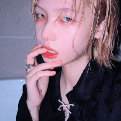 徐州伴游女生樱花漫舞的资料